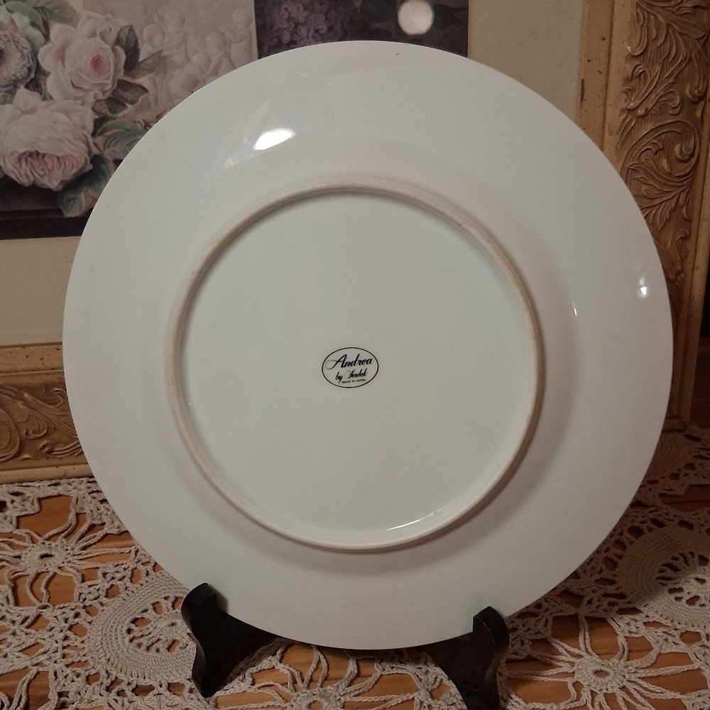 Hydranga Floral Dinner Plate - Picture 2 of 2